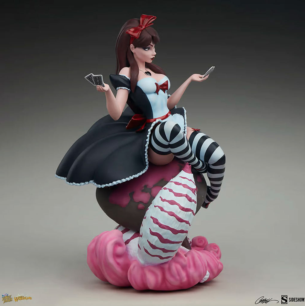 FairyTale Fantasies Alice "Game of Hearts" Edition statues