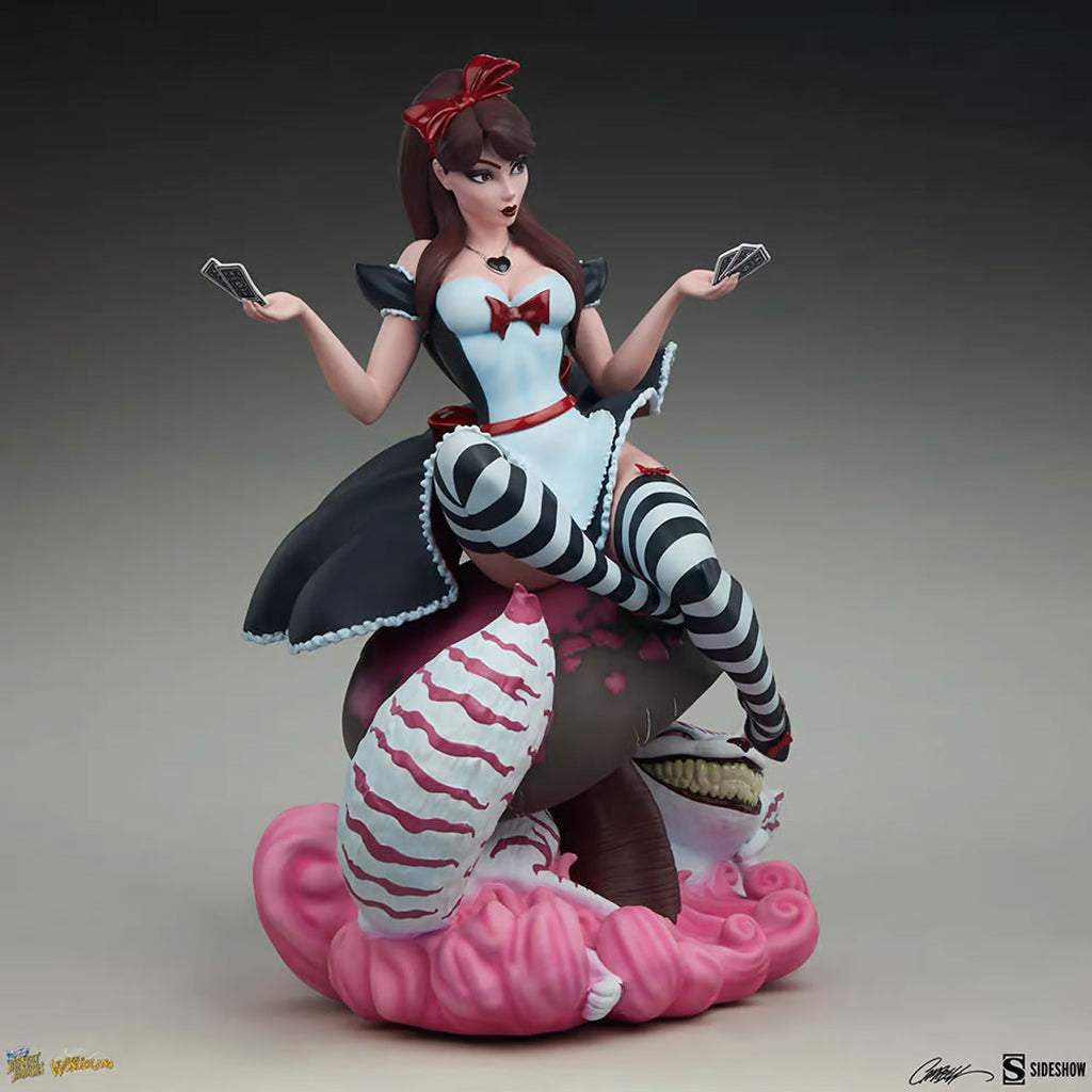 FairyTale Fantasies Alice "Game of Hearts" Edition statues